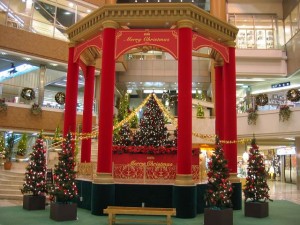 阪急宝塚駅付近のクリスマス風景（兵庫県